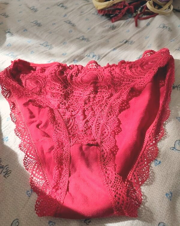 Mutandine rosse