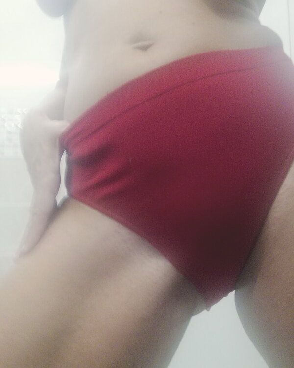 Slip rosso bagnato